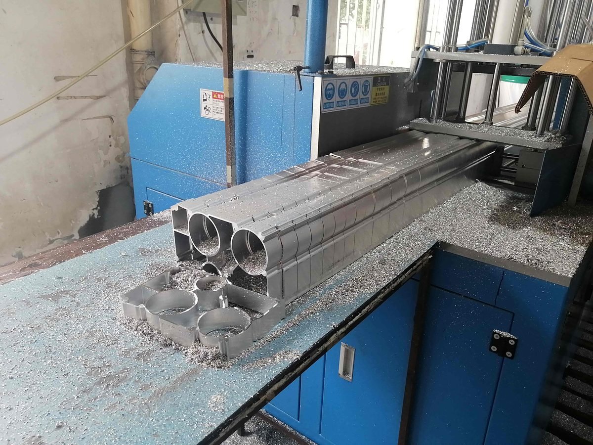 CNC machining centre cutting aluminium profiles, Foshan plant